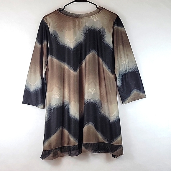 "Frazzle" Chevron 3/4 Sleeve Long Tunic Size L - Picture 9 of 9